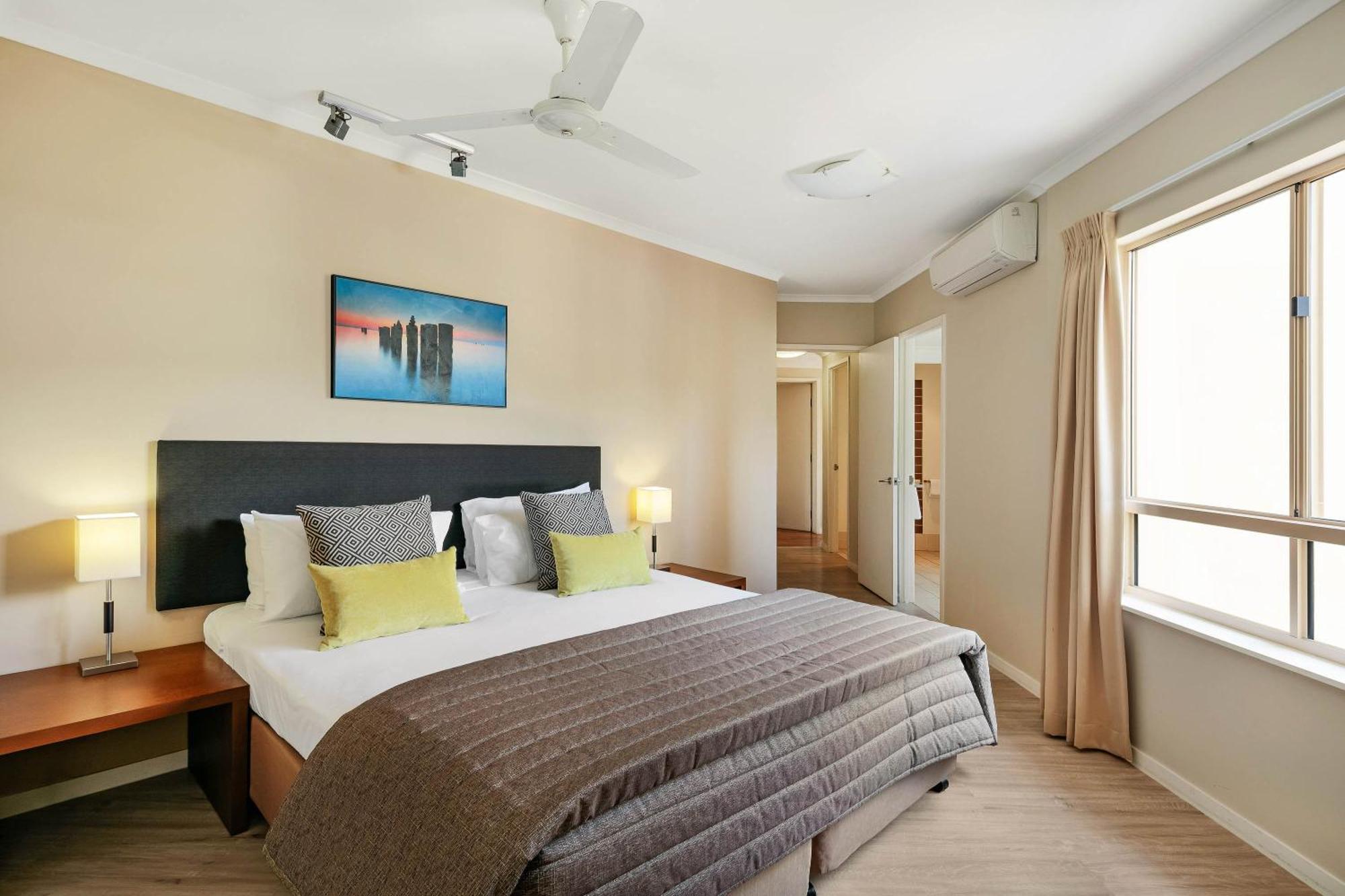 Two-Bedroom Suite,825681611:JPEG
